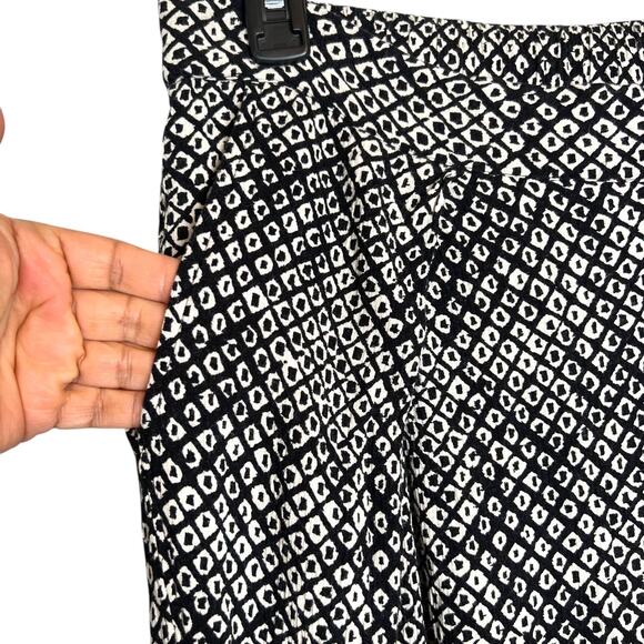 GARNET HILL Rhea EcoVero Cropped Wide Leg Pants in Black & White Women’s Large - Picture 3 of 7